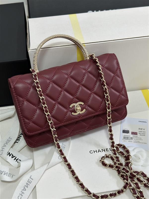 2026127205142155 700